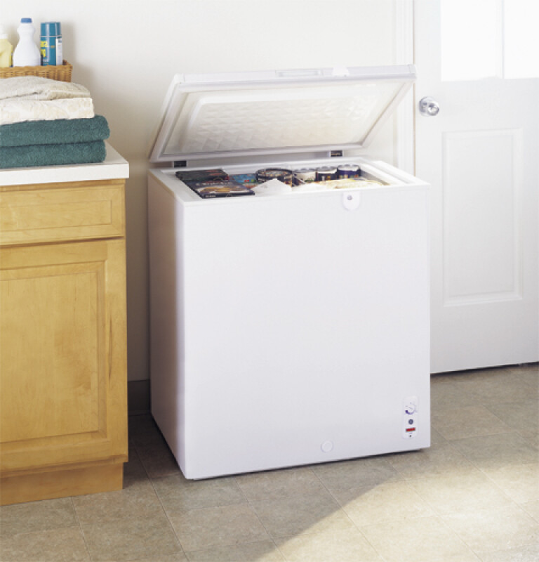 7.0 Cu. Ft. Manual Defrost Chest Freezer FCM7HDNWH, product image 2 of 2