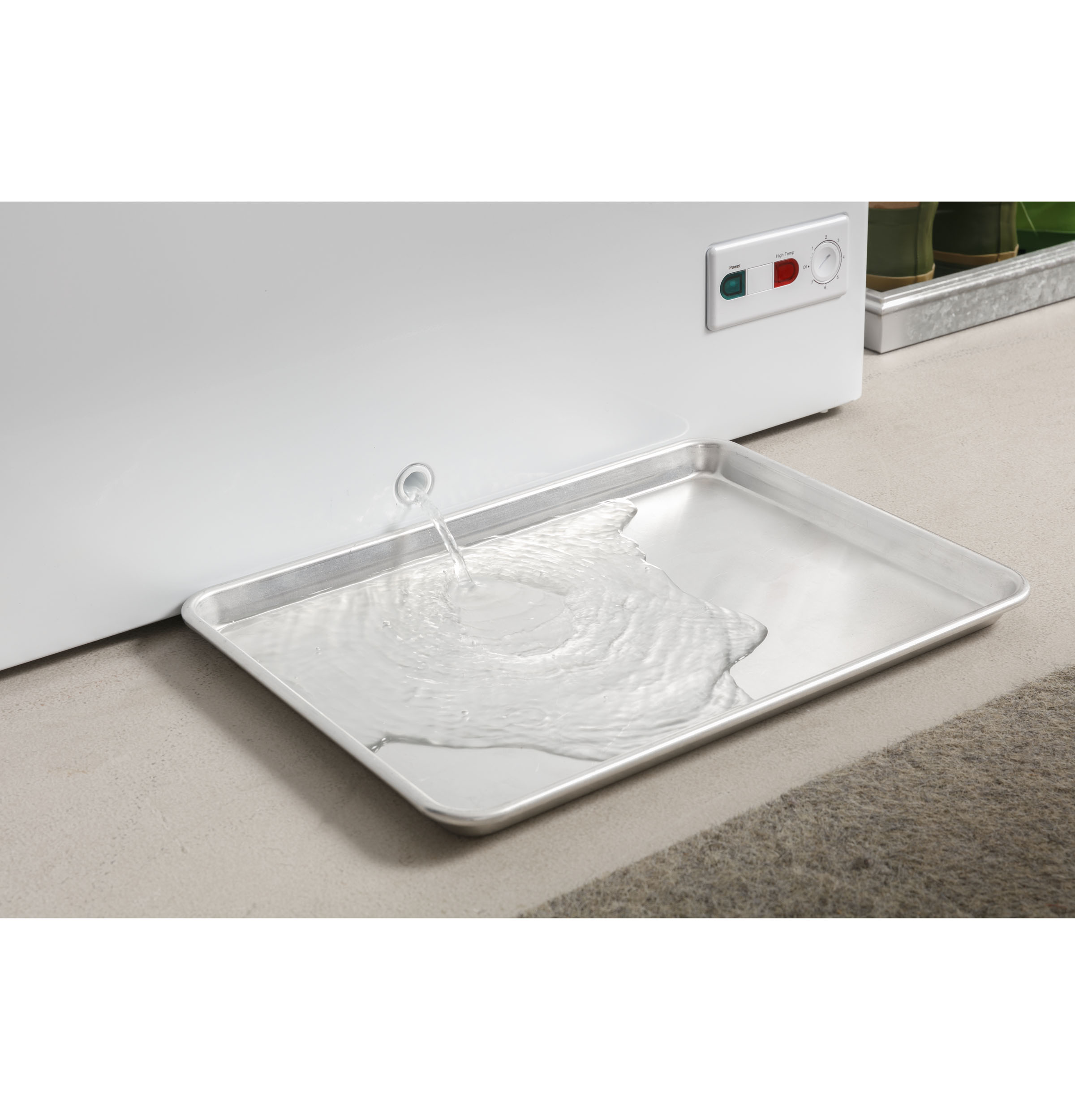8.8 Cu. Ft. Manual Defrost Chest Freezer view 12