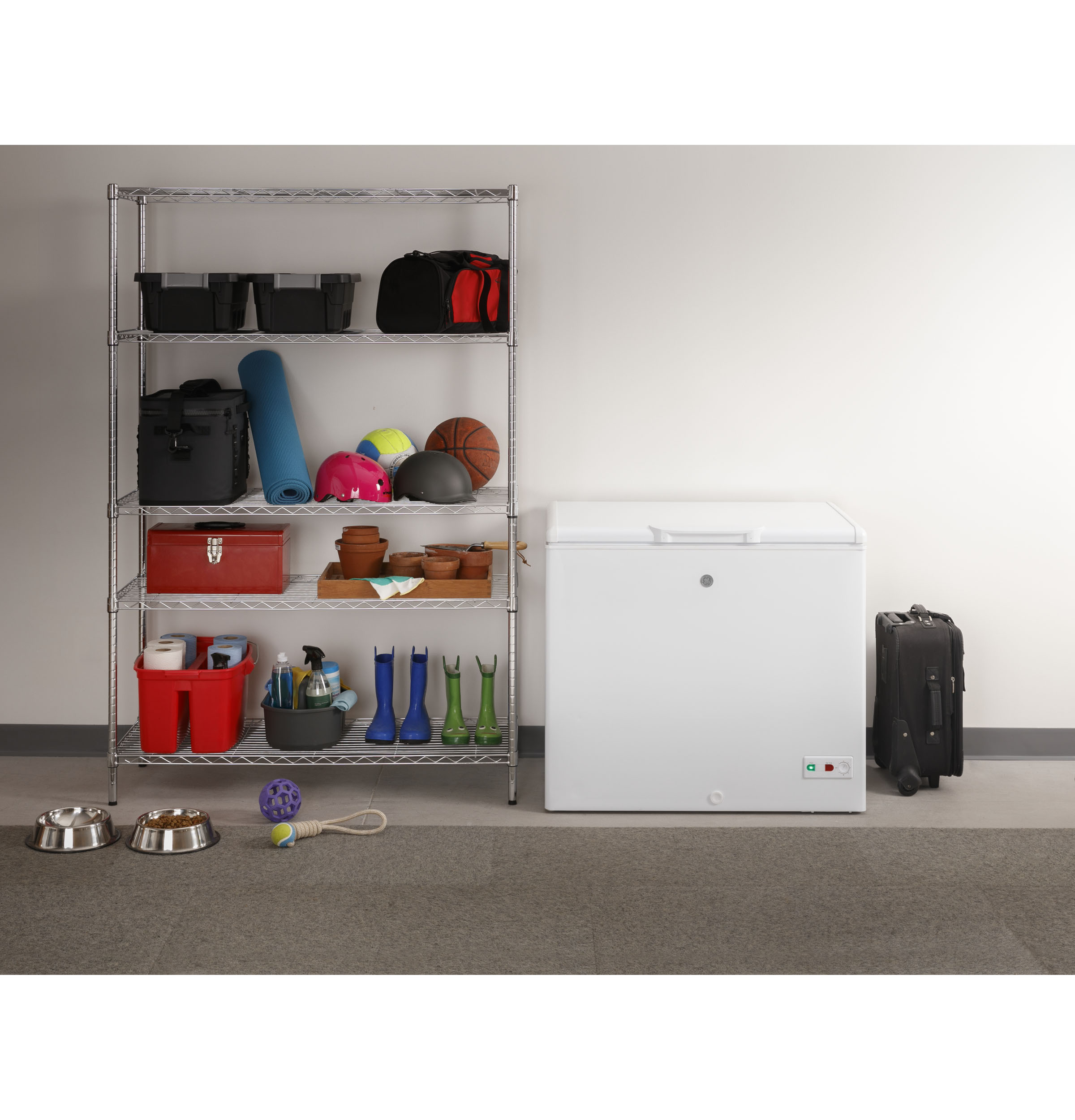 8.8 Cu. Ft. Manual Defrost Chest Freezer view 11