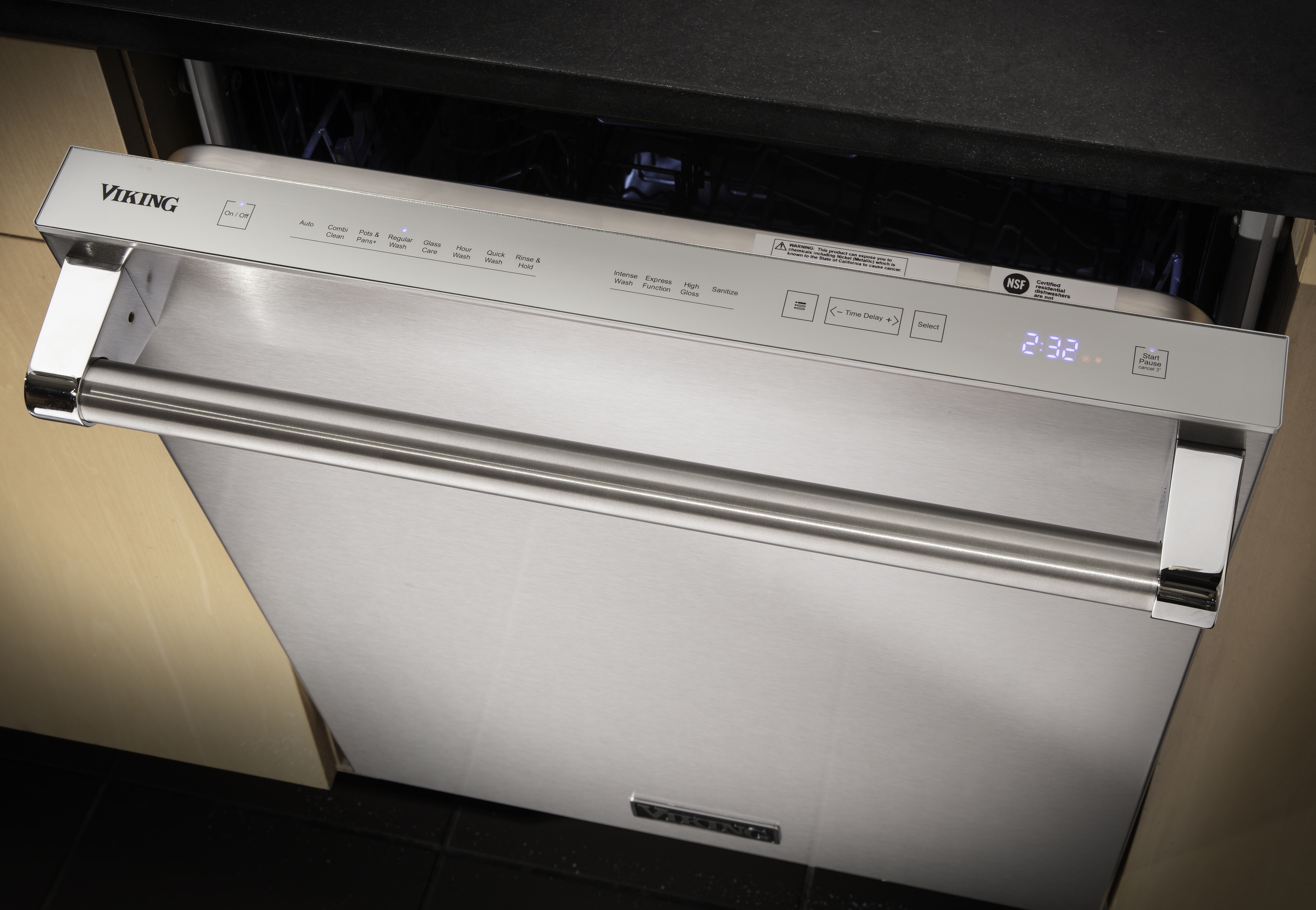 24"W. Dishwasher with Optional Custom Panel FDWU524