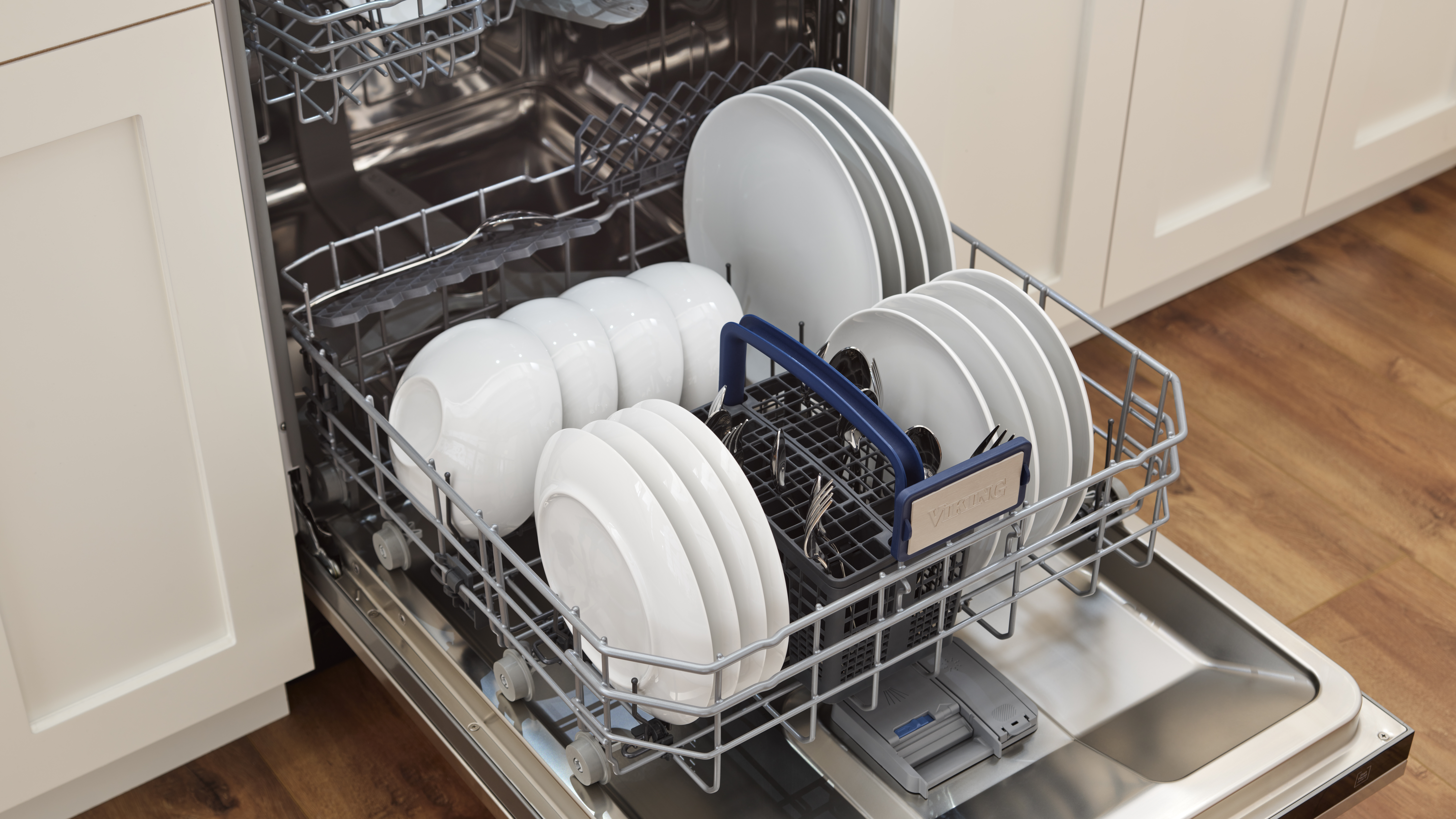 24"W. Dishwasher with Optional Custom Panel FDWU724