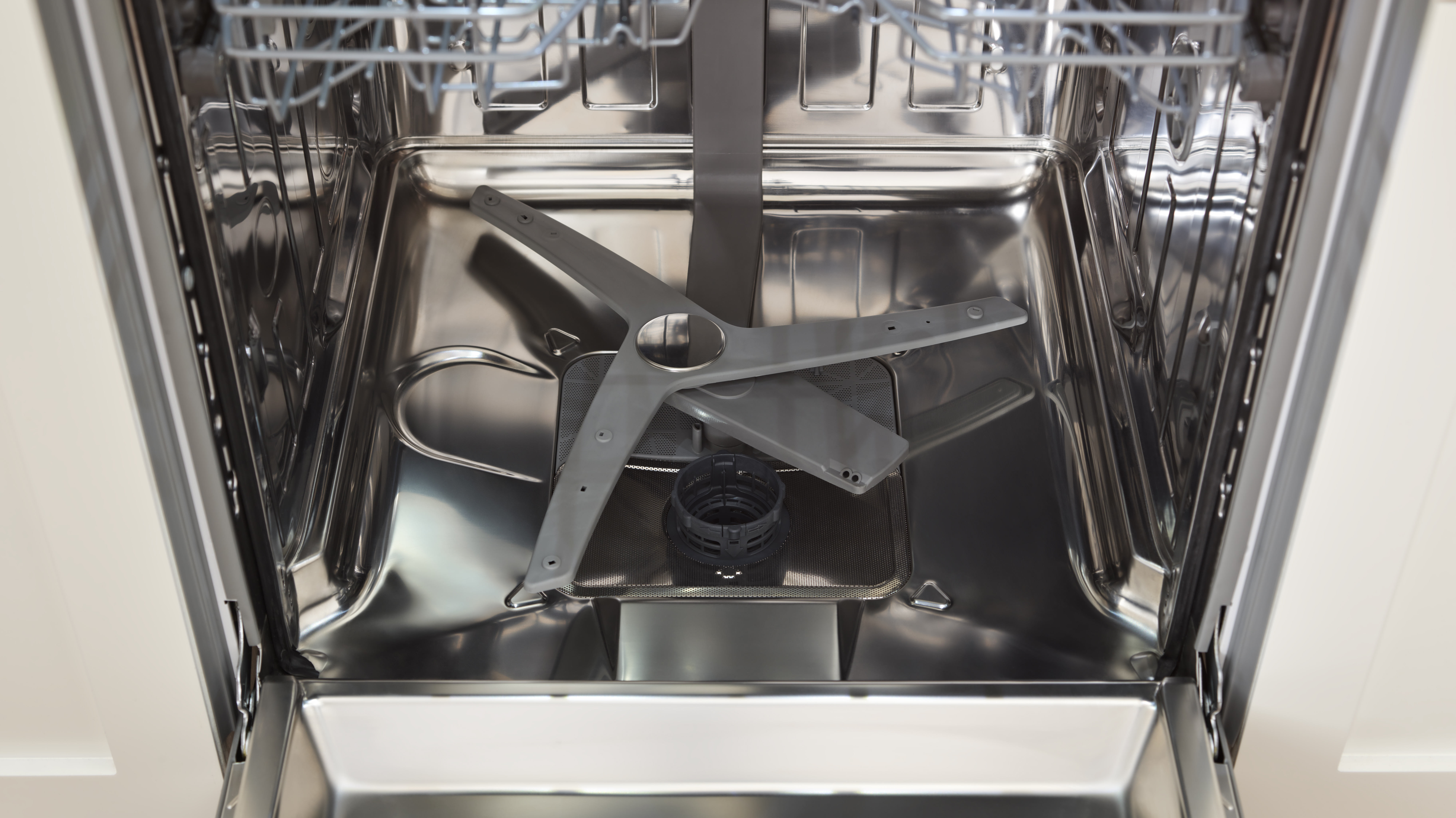 24"W. Dishwasher with Optional Custom Panel FDWU724