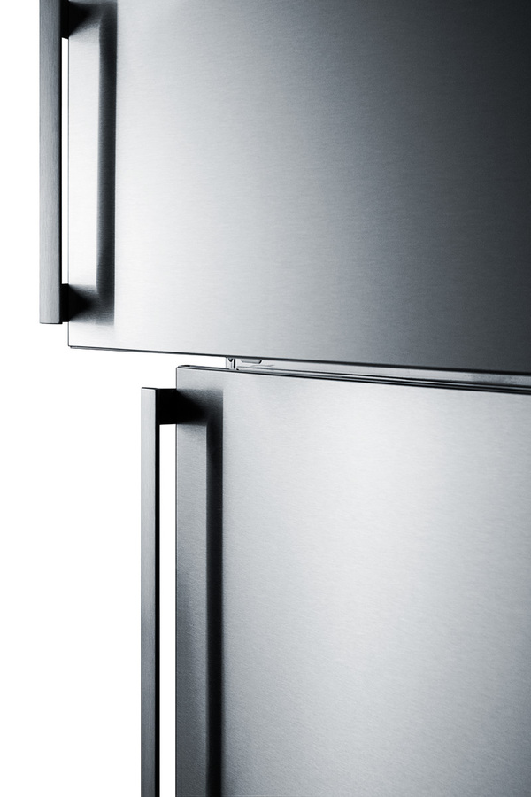 28" Wide Top Mount Refrigerator-Freezer With Icemaker view 11