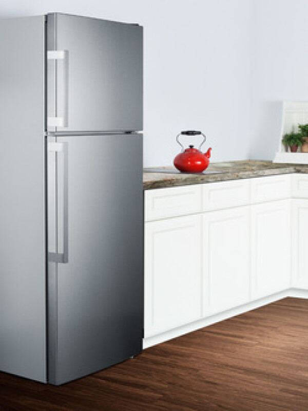 28" Wide Top Mount Refrigerator-Freezer With Icemaker view 6
