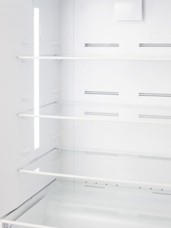 28" Wide Top Mount Refrigerator-Freezer With Icemaker view 8