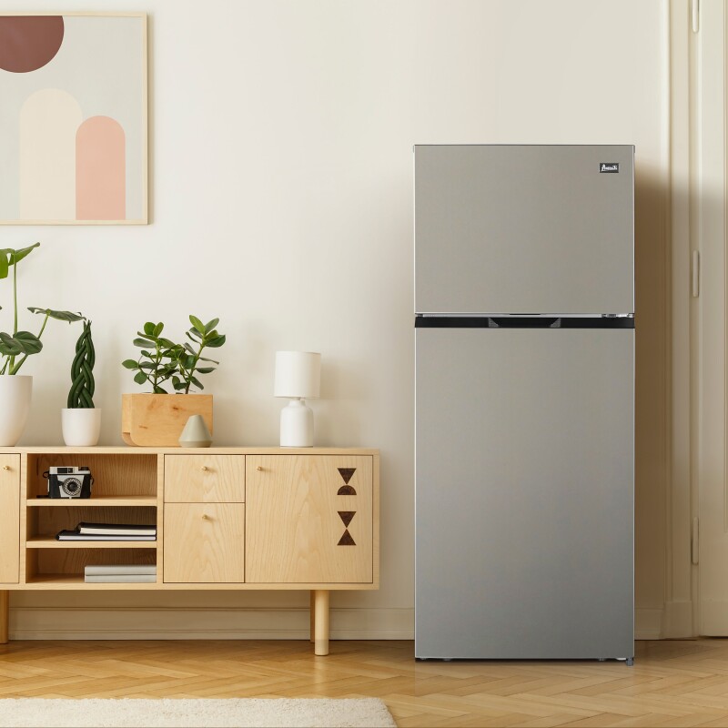 Frost-Free Apartment Size Refrigerator, 17.6 cu ft FF18B0W, product image 6 of 14