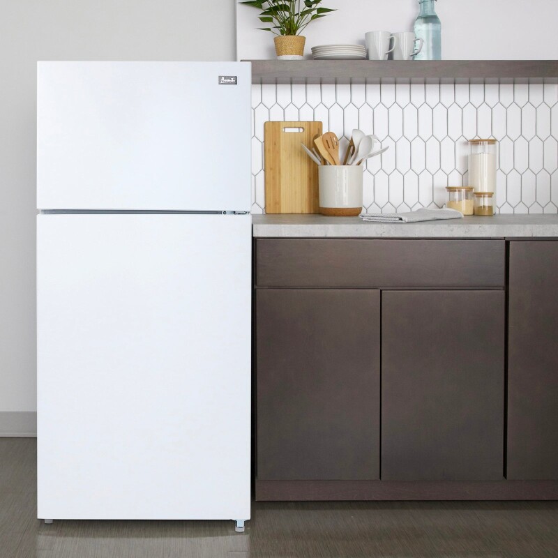 Avanti Frost-Free Apartment Size Refrigerator, 18.0 cu. ft. view 12