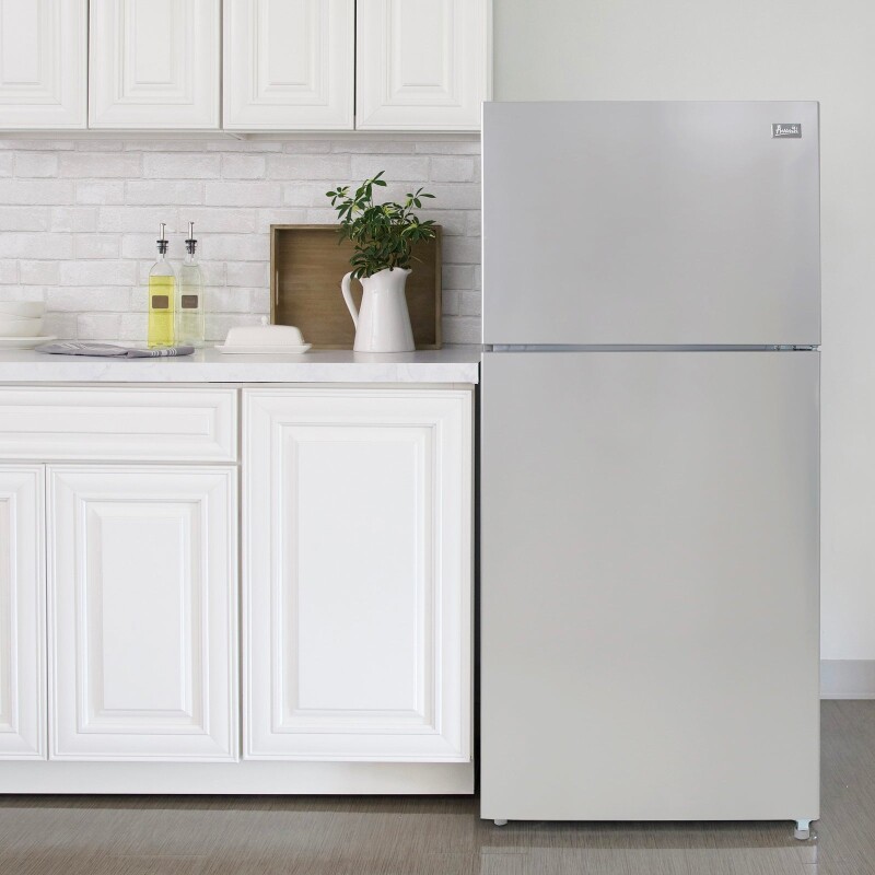 Avanti Frost-Free Apartment Size Refrigerator, 18.0 cu. ft. view 10