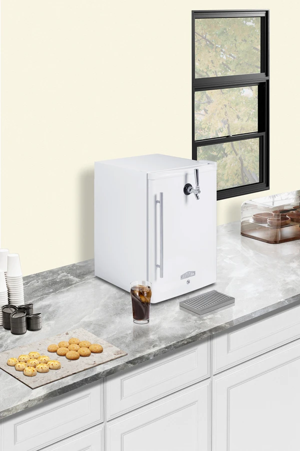 17" Wide Tabletop Front Tap Coffee Kegerator FF31L7FRTPC