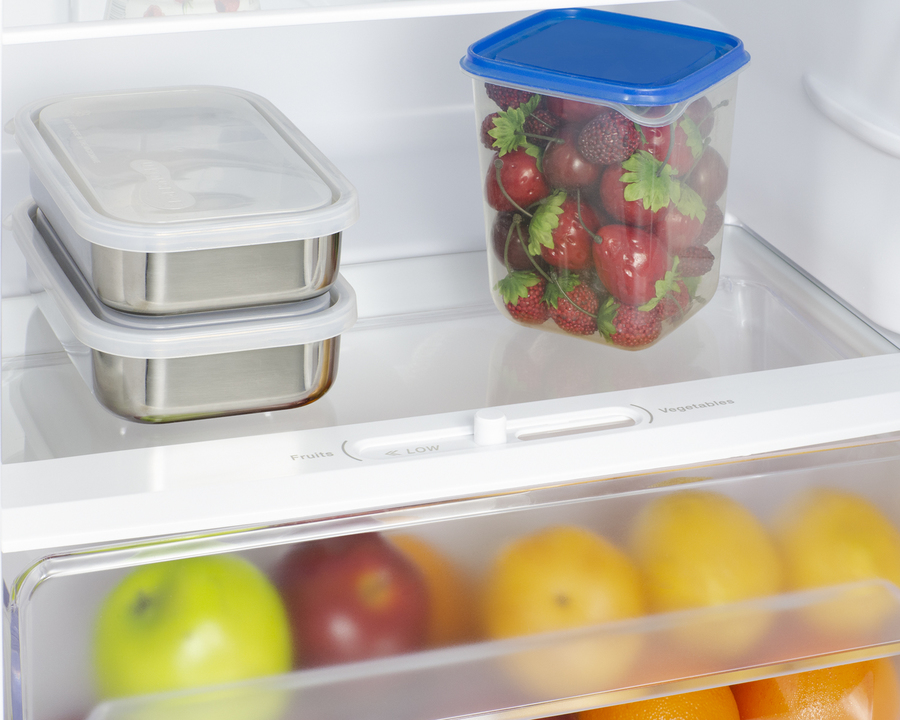 22" Wide Refrigerator-Freezer FF82W