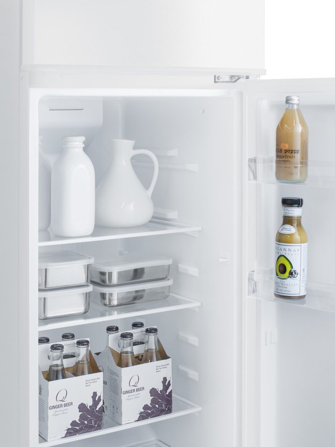 22" Wide Top Mount Refrigerator-Freezer FF922W