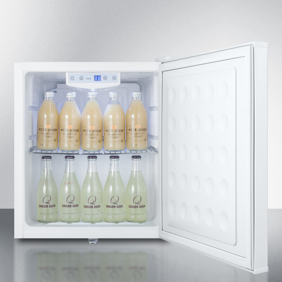 Compact All-Refrigerator FFAR25L7