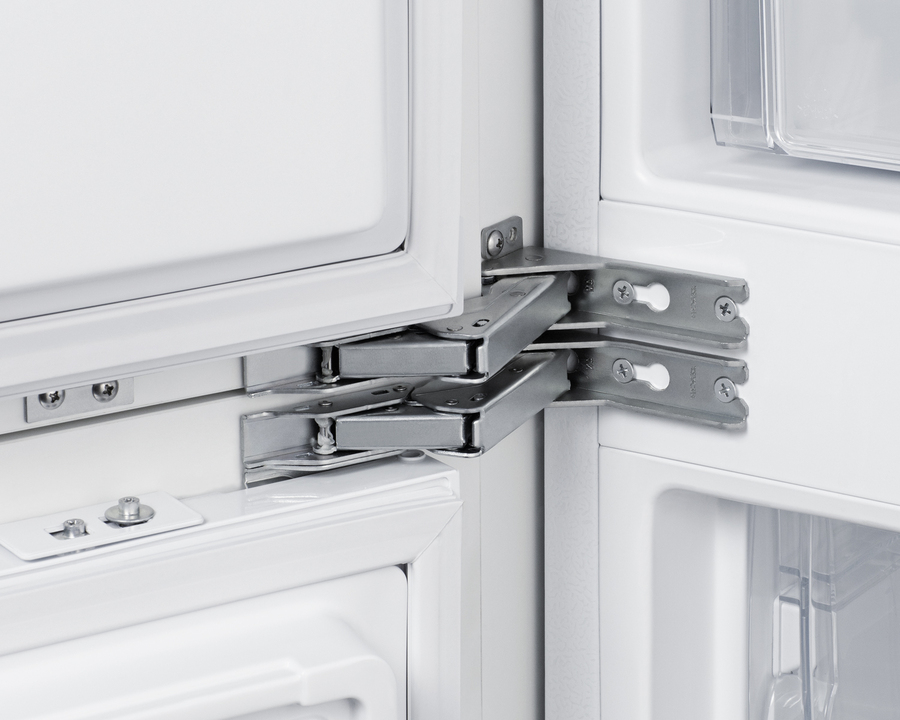 24" Wide Fully Integrated Bottom Mount Refrigerator-Freezer FFBF11NTLHD