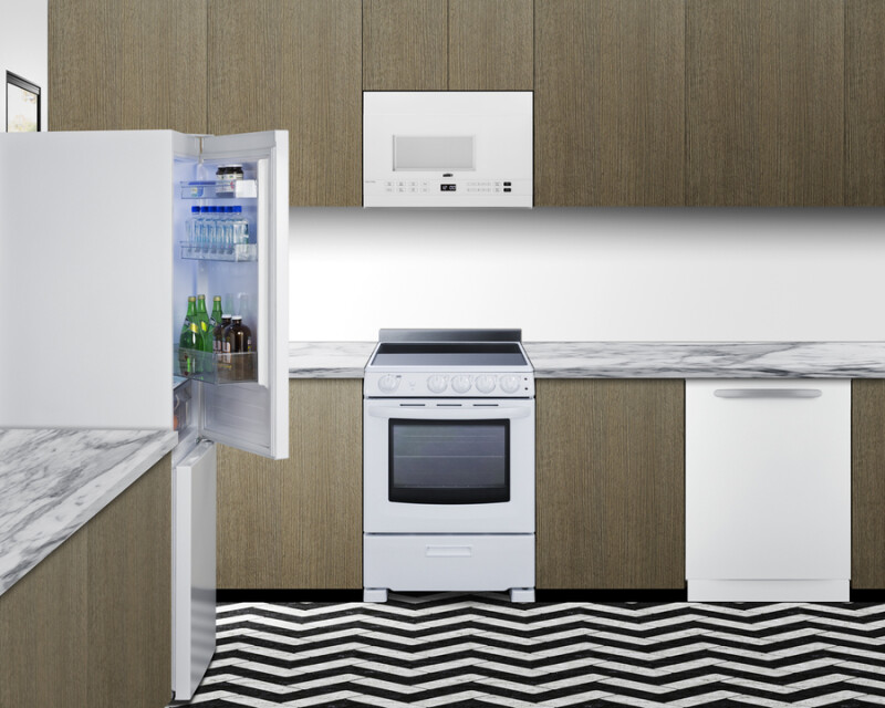 24" Wide Bottom Mount Refrigerator-Freezer FFBF121W