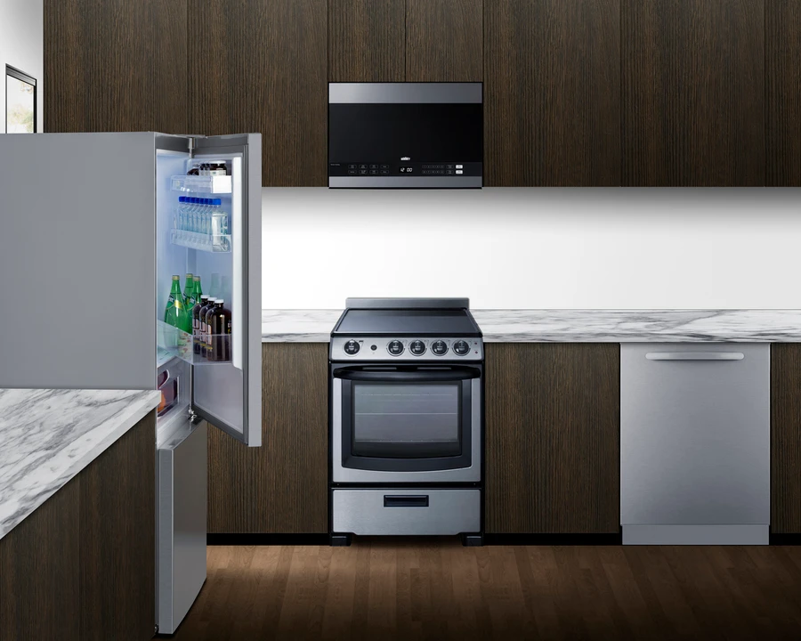 28" Wide Bottom Mount Refrigerator-Freezer with Icemaker FFBF154SSIM