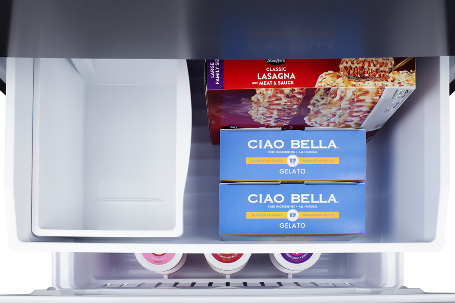 31" Wide Bottom Freezer Refrigerator with Icemaker FFBF179SSIM