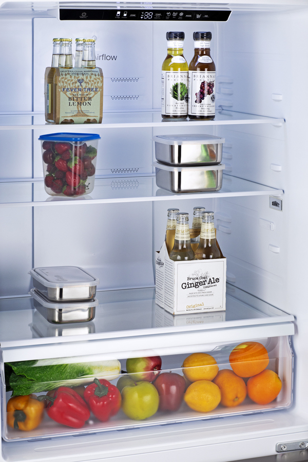 31" Wide Bottom Freezer Refrigerator with Icemaker FFBF179SSIMLHD