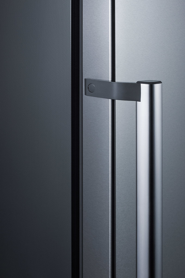 24" Wide Bottom Freezer Refrigerator With Icemaker FFBF192SSIM
