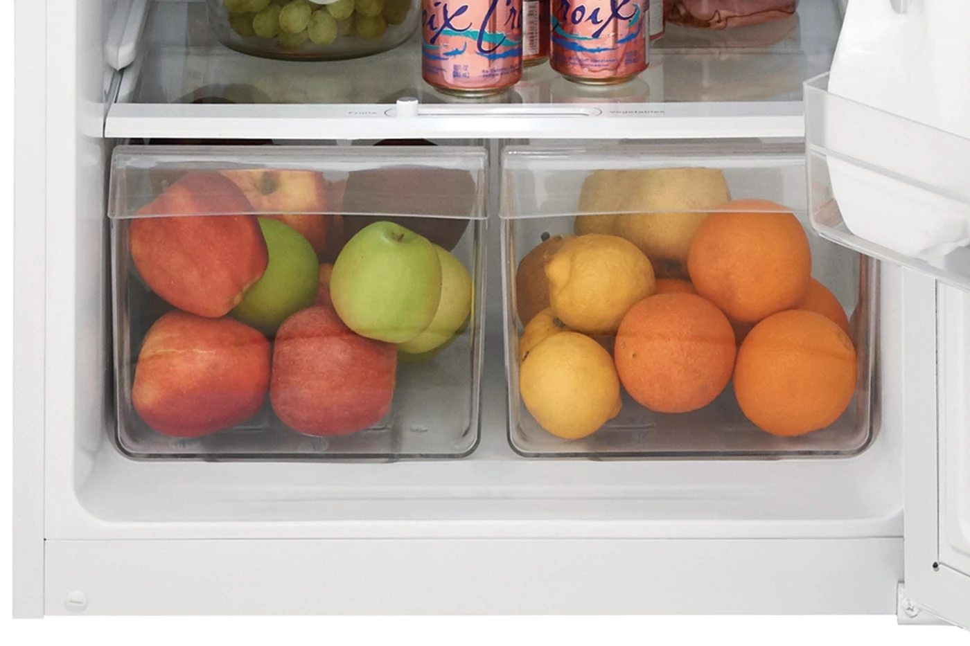 Humidity-Controlled Crisper Drawers