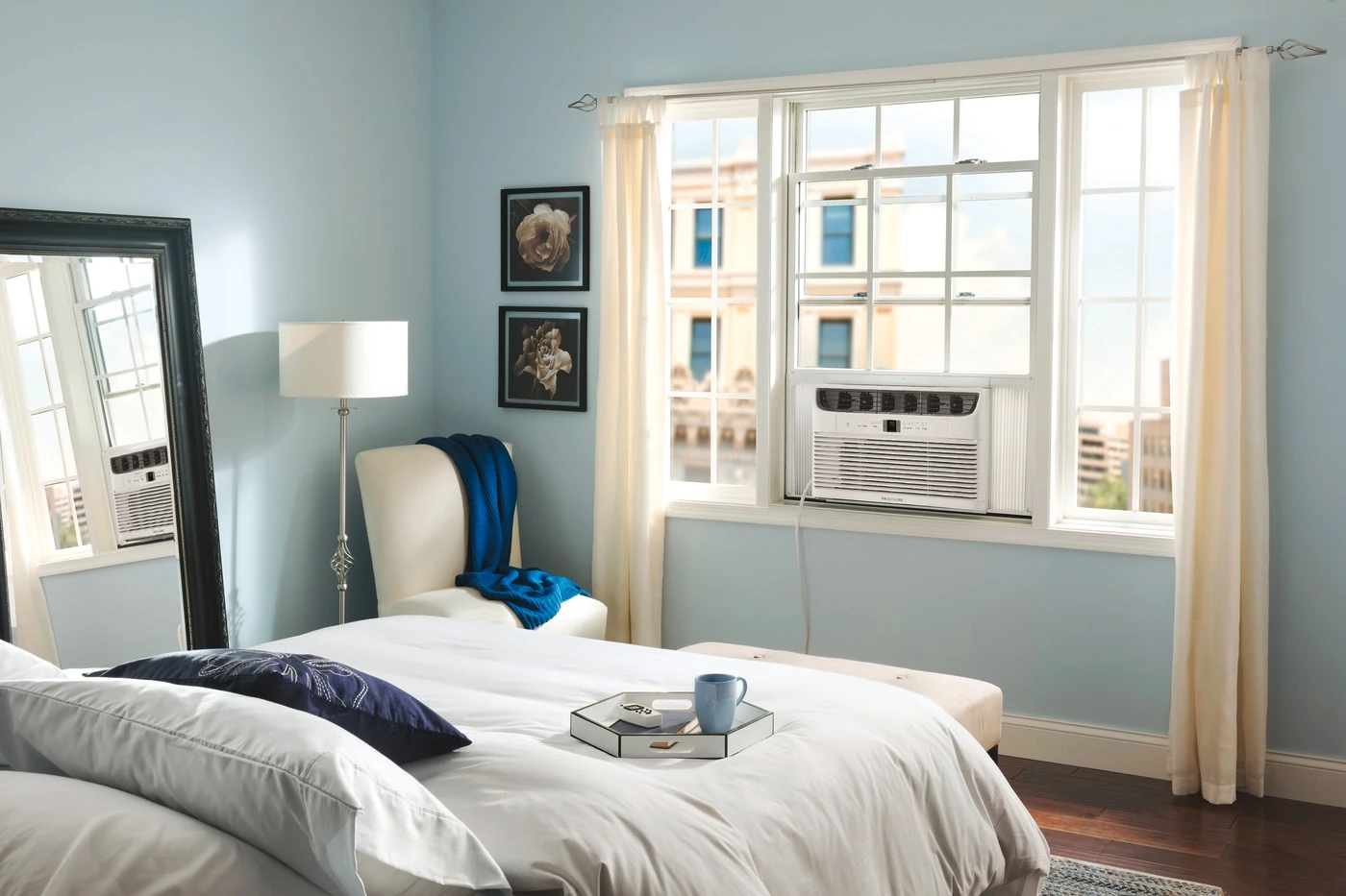 10,000 BTU Window-Mounted Room Air Conditioner FFRA102WAE, product image 4 of 6