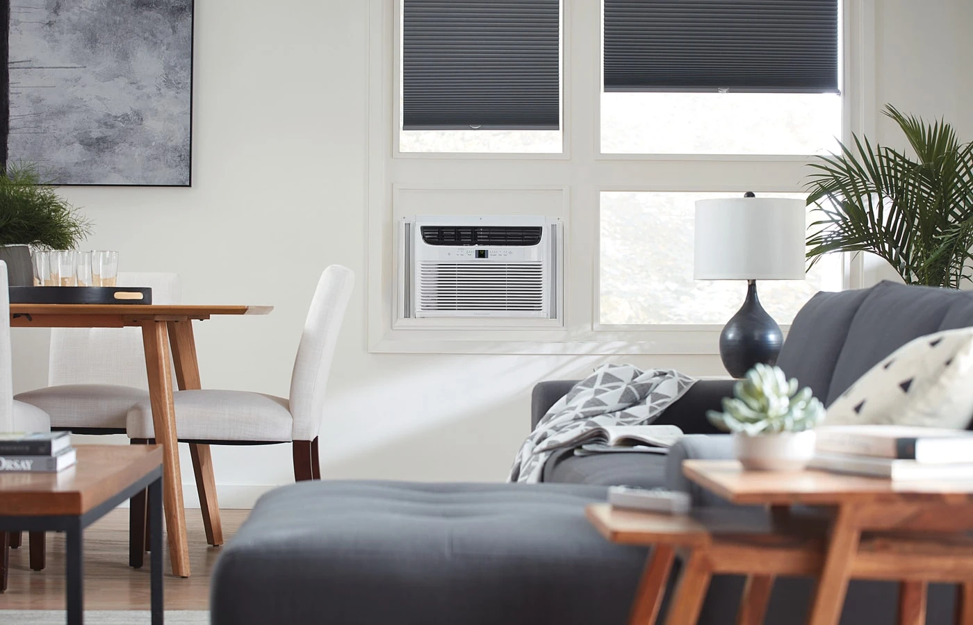 12,000 BTU Window-Mounted Room Air Conditioner FFRE123WAE, product image 4 of 6