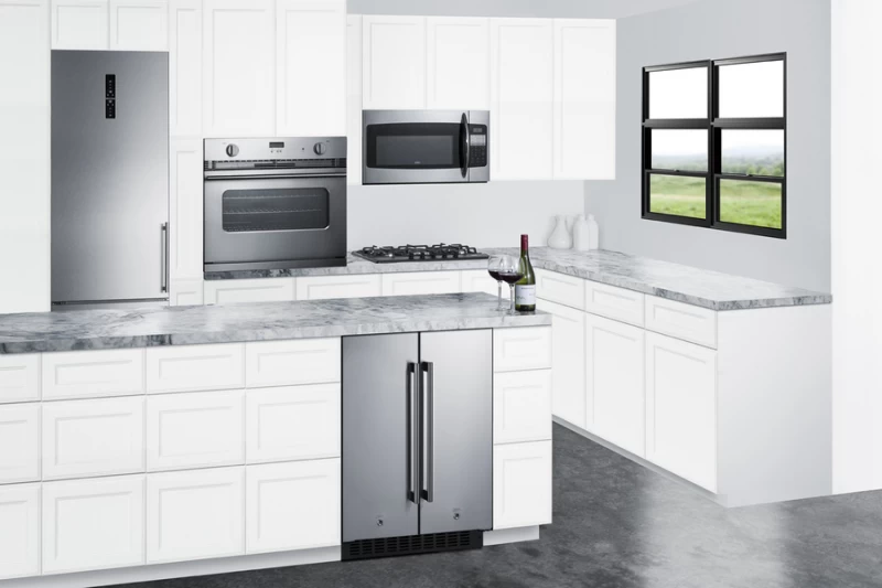 24" Wide Built-In Refrigerator-Freezer FFRF24SS