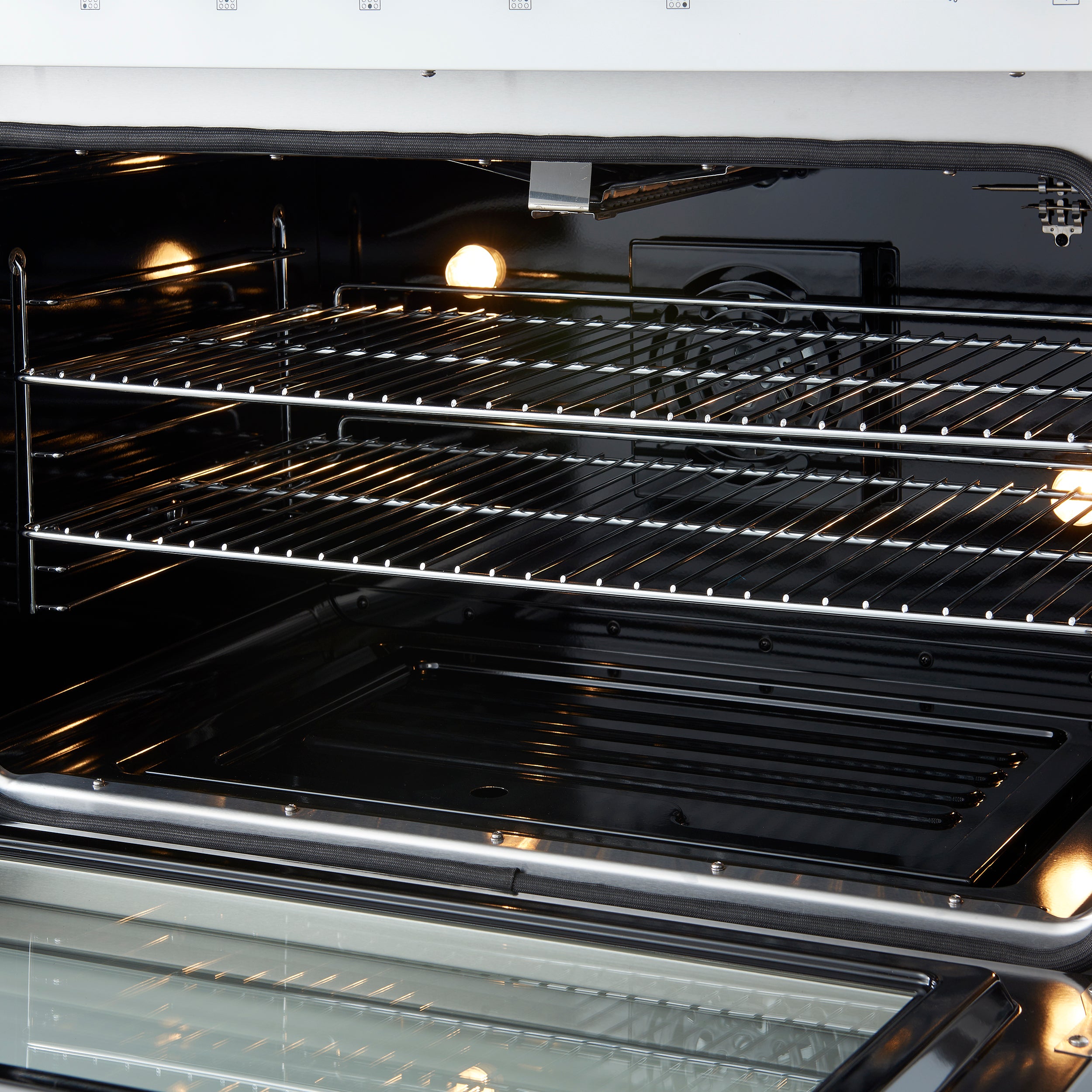 Marco 36-Inch Gas Range & Antique Brass Design, 6 Burners 67,000 BTU, 5.36 cu.ft. Convection Oven FFSGS627736WHT