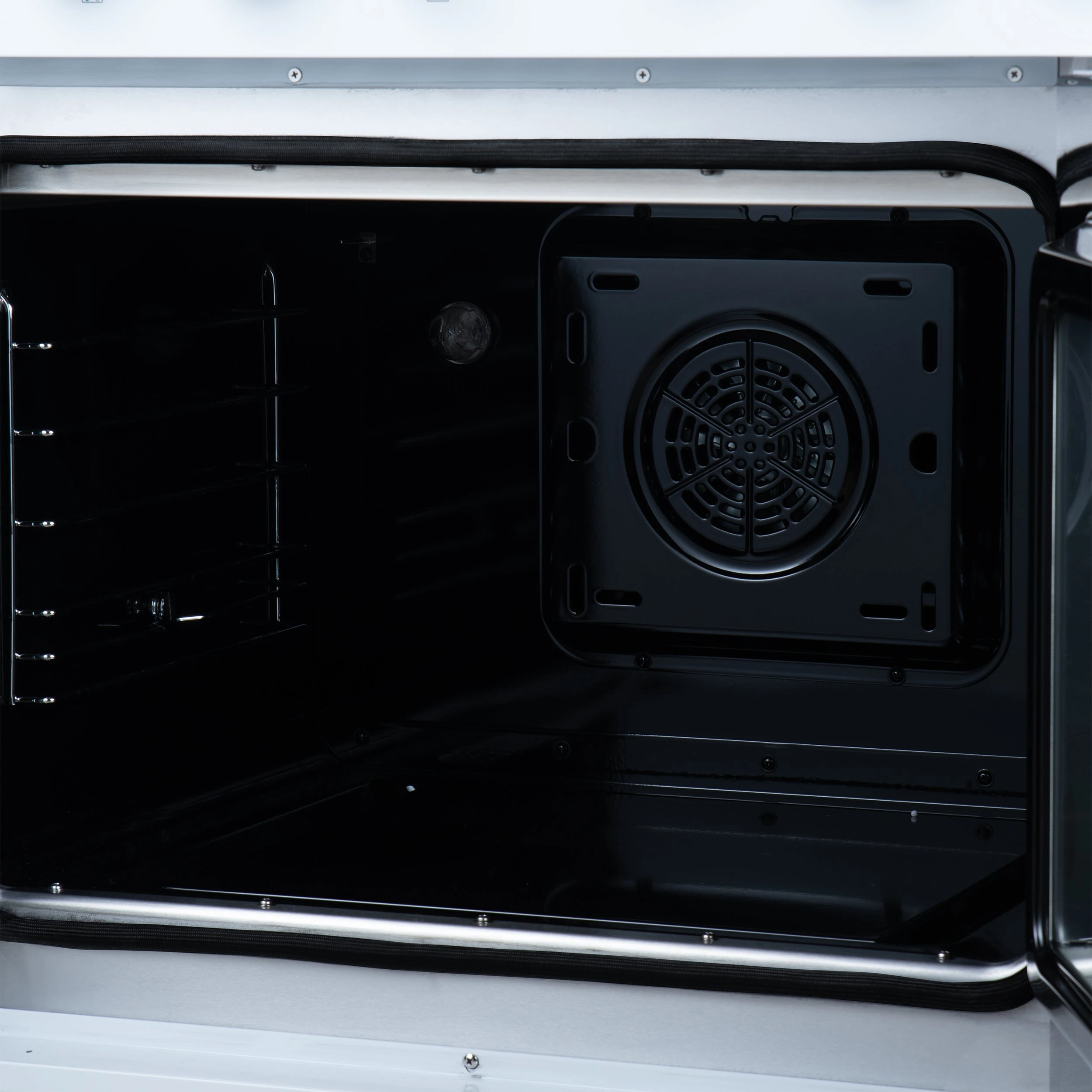 Torino French Door 30 Inch Induction Range with Air Fryer, Air Sous Vide & True Convection, Dual Broiler, FFSIN095030WHT