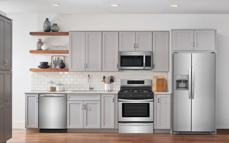 25.5 Cu. Ft. Side-by-Side Refrigerator FFSS2615TS, product image 3 of 12
