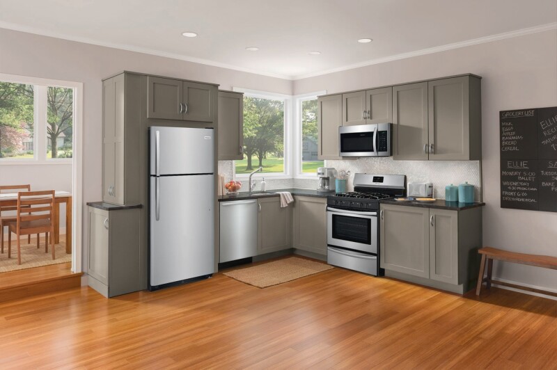 18 Cu. Ft. Top Freezer Refrigerator FFTR1821TS