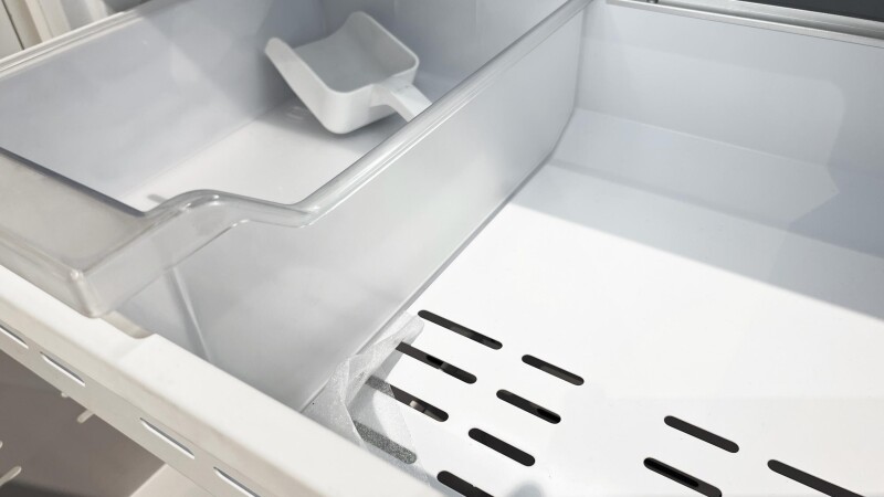 30" OVERLAY BUILT-IN FRIDGE FM4BM30IFBI