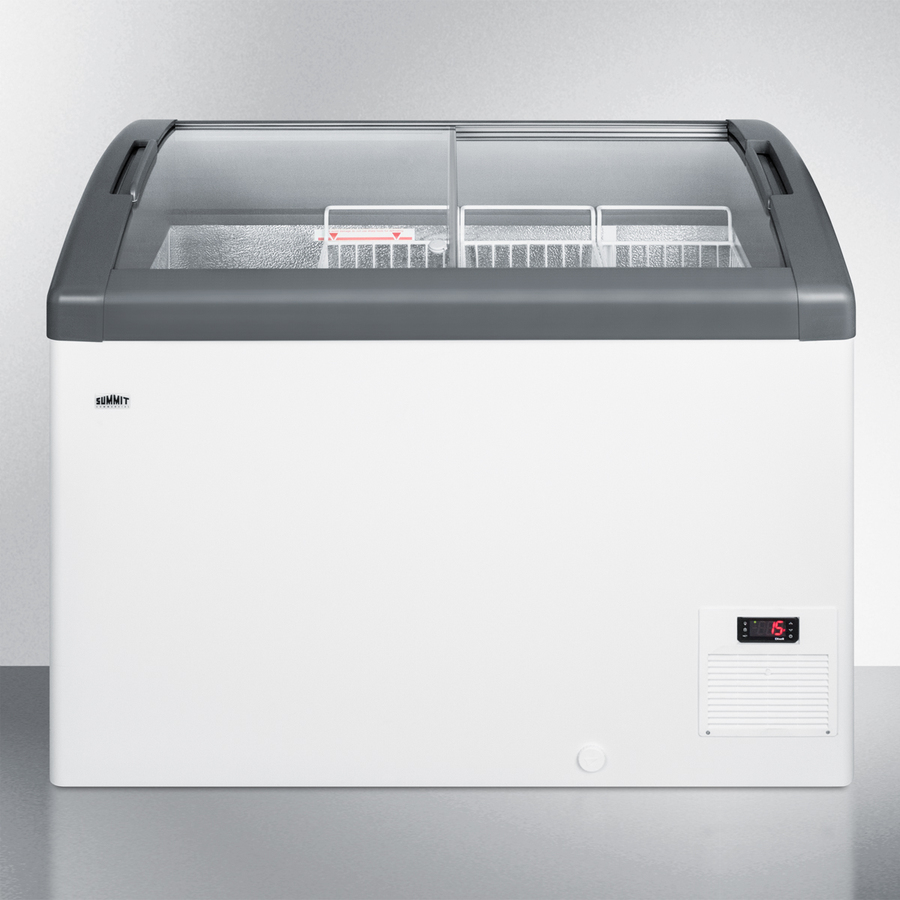 9.5 Cu.Ft. Chest Freezer FOCUS106