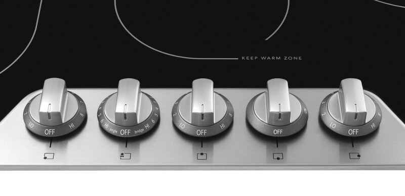 30" Electric Cooktop FPEC3077RF