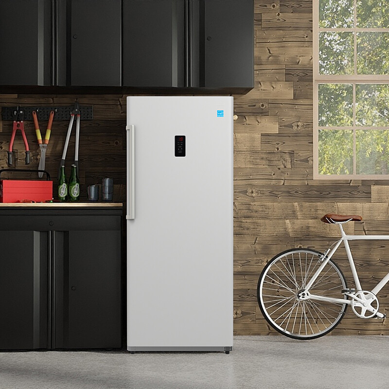 Conserv 14cf Upright Freezer CONVERTIBLE REF Garage Ready E-Star 28in wide 110V FR1400WREV