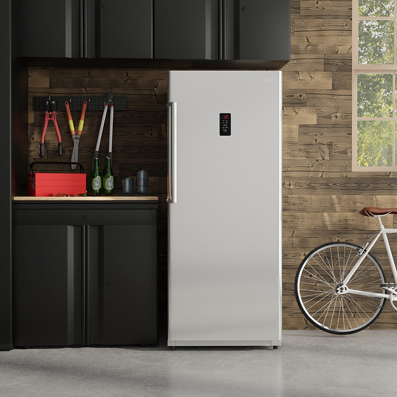 Conserv 17cf Upright Freezer CONVERTIBLE REF Garage Ready E-Star 28in wide 110V FR1700SREV, product image 11 of 33