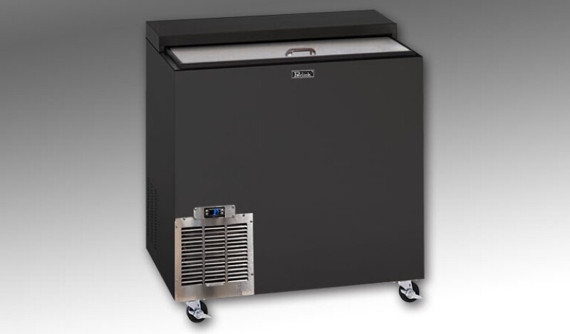 Our glass frosters are available in two-, three-, four-, and five-foot models as well as a variety of finishes for the front and sides - from black to an all stainless steel finish. FR36RT3