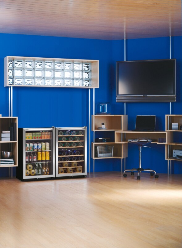 138 12 oz. Can Capacity Beverage Center view 8