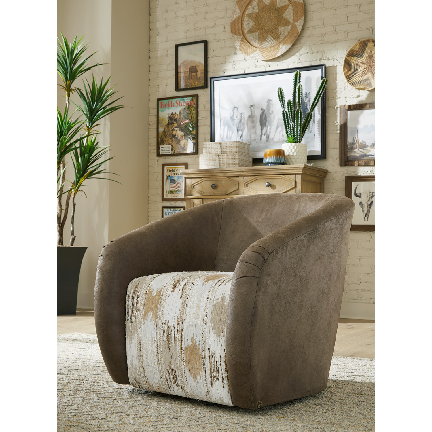 Airily - Small-scaled Swivel Chair - FS2168MFS FS2168MFS