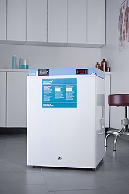 Compact All-Freezer FS30L7MED2