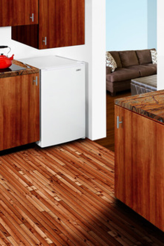 22" Wide All-Freezer FS603