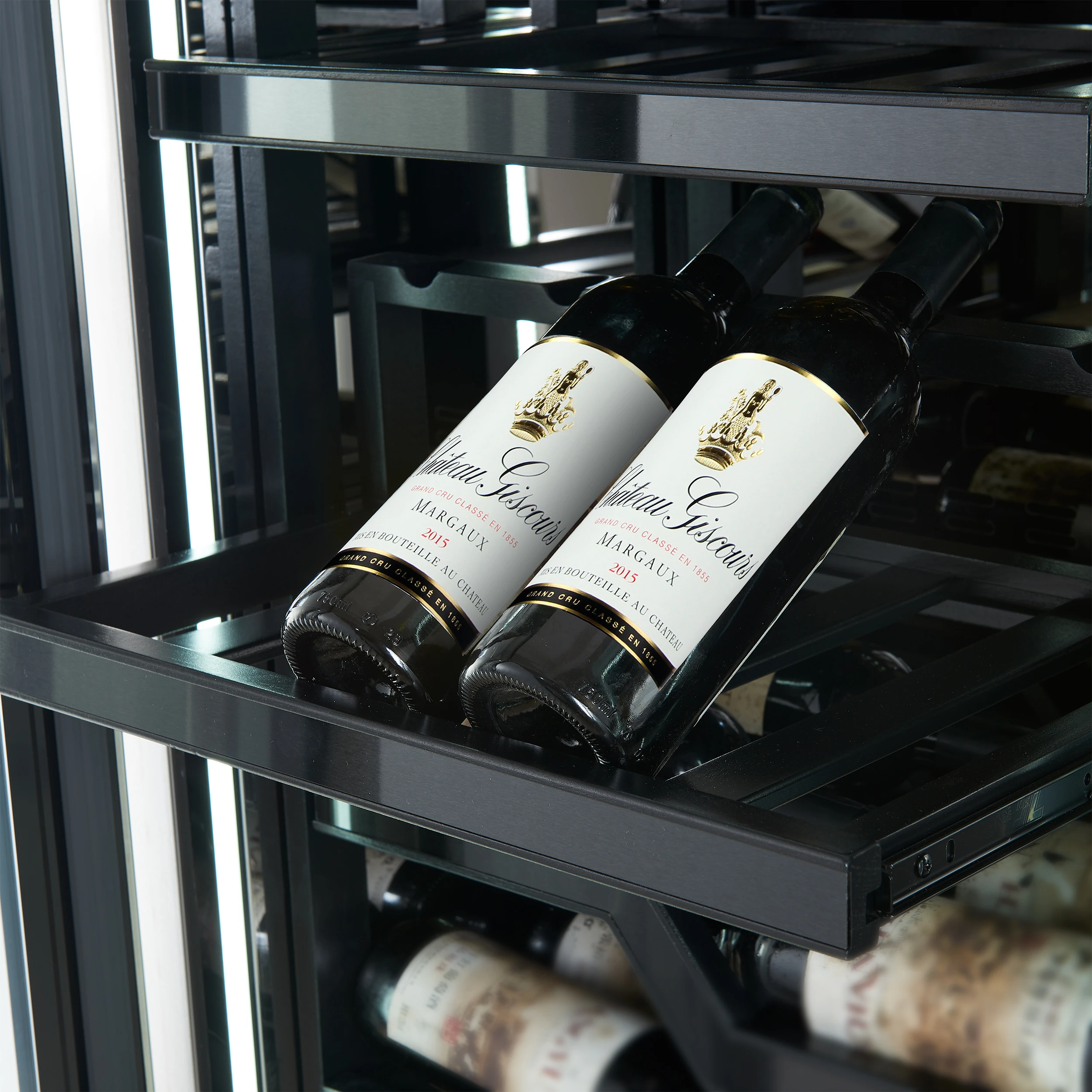 Abruzzo 48-Inch Dual Zones Wine Cellar, 102 Bottles, 24 cu. ft., Acrylic Holders & Shelves FWCDR661048S