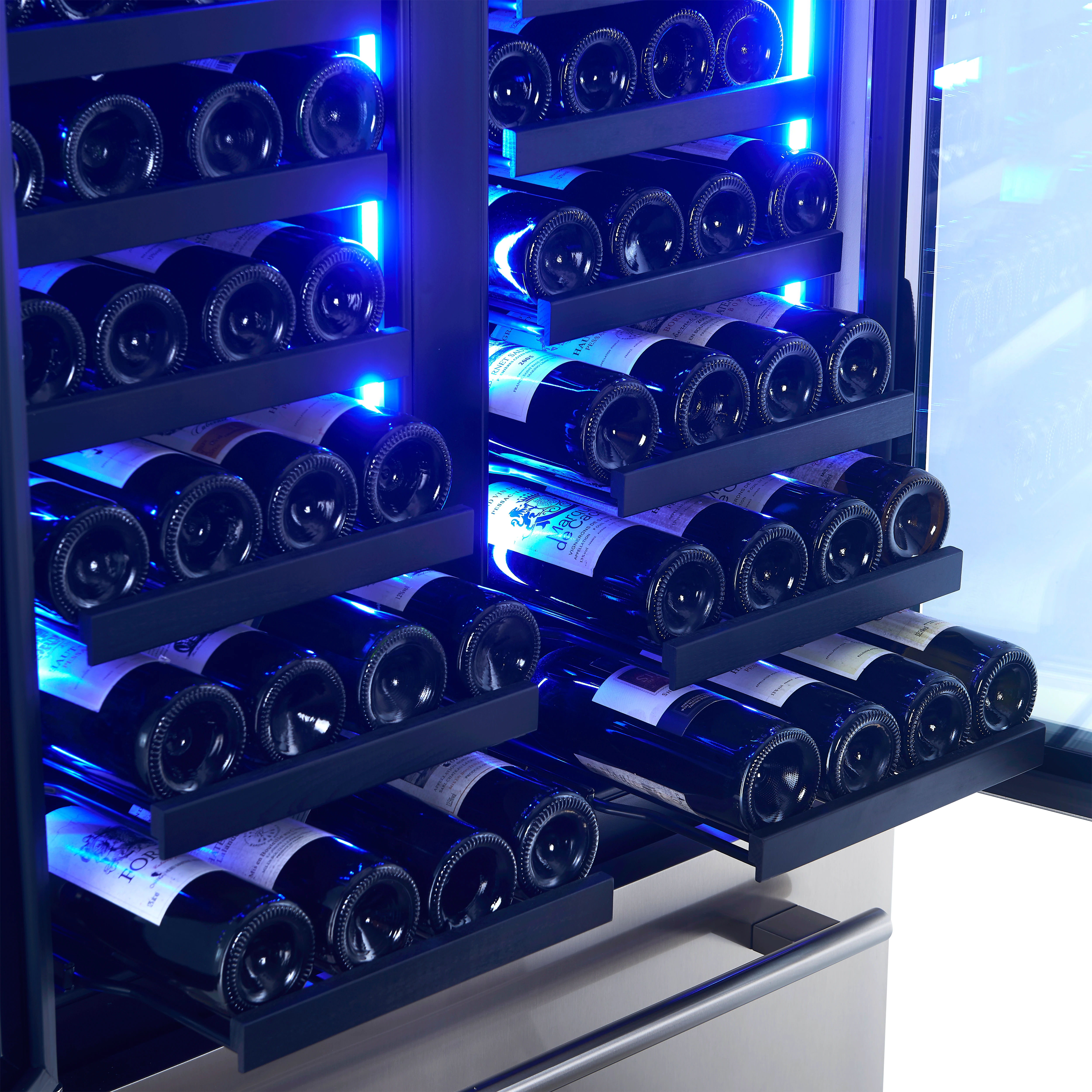 Campania 32-Inch Wine Cooler, , Dual Wine Zones, Two Beverage Drawers, 17.7 cu.ft FWCDR663532S