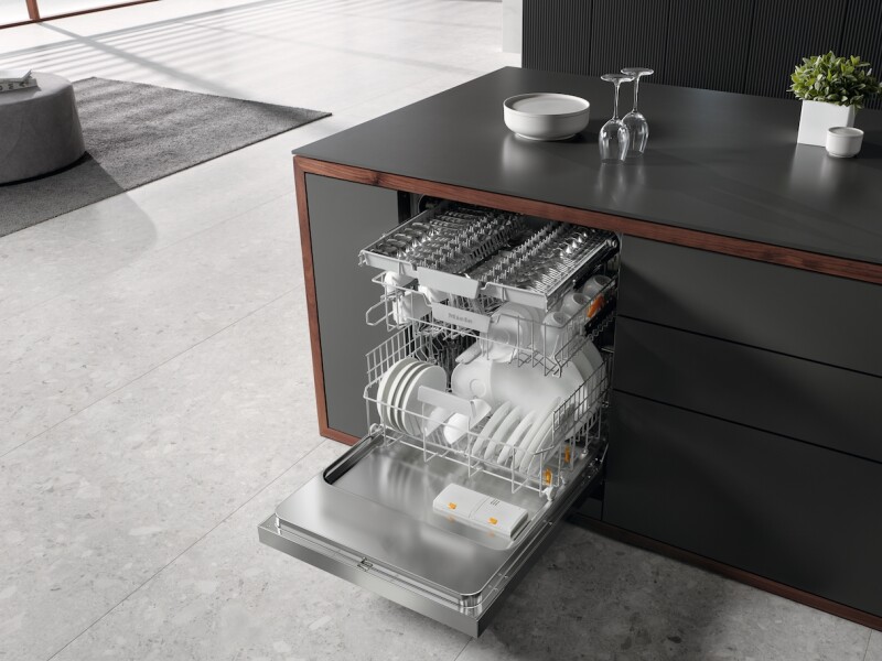Pre‑finished in tried-and-tested quality at an affordable entry-level price. G5006SCU