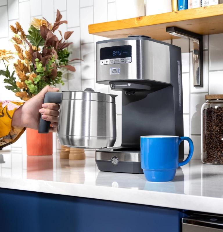 10 Cup Drip Coffee Maker with Single Serve G7CDABSSTSS