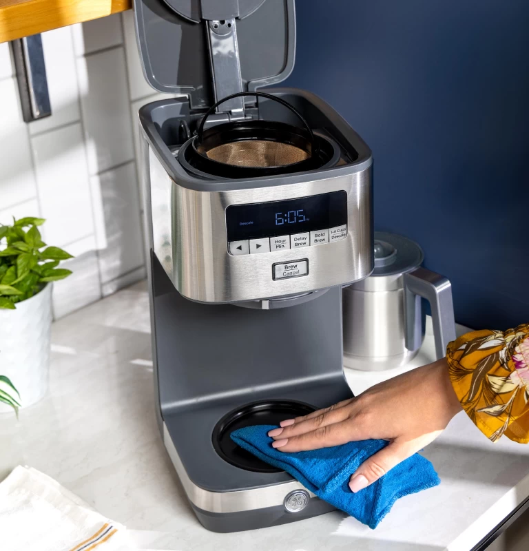 10 Cup Drip Coffee Maker with Single Serve G7CDABSSTSS