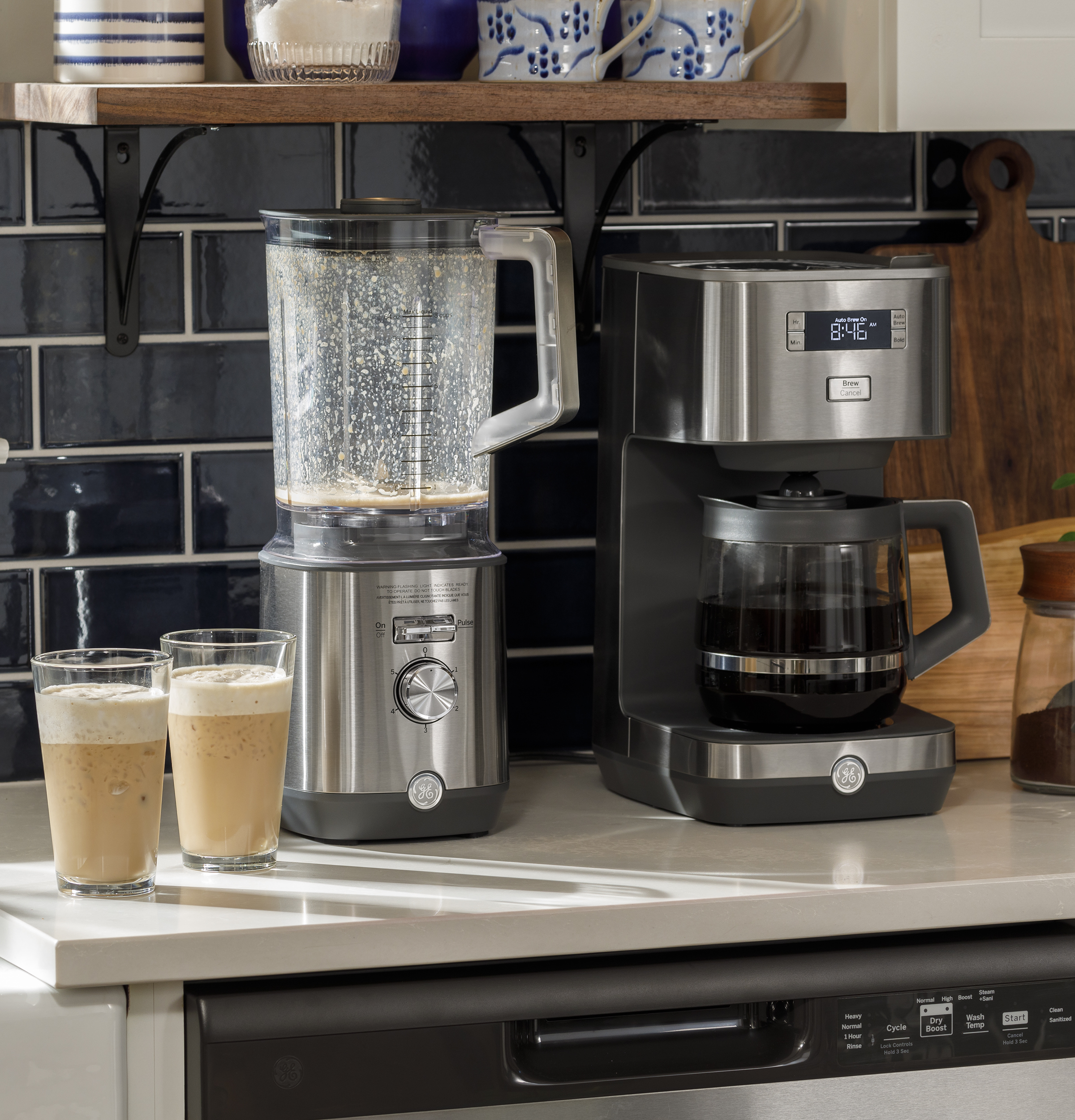 Blender with personal cups G8BCAASSPSS