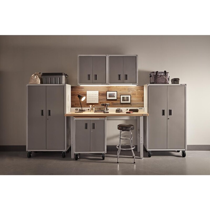 6' Wide 9-Outlet Workbench Powerstrip GAAC68PSDW