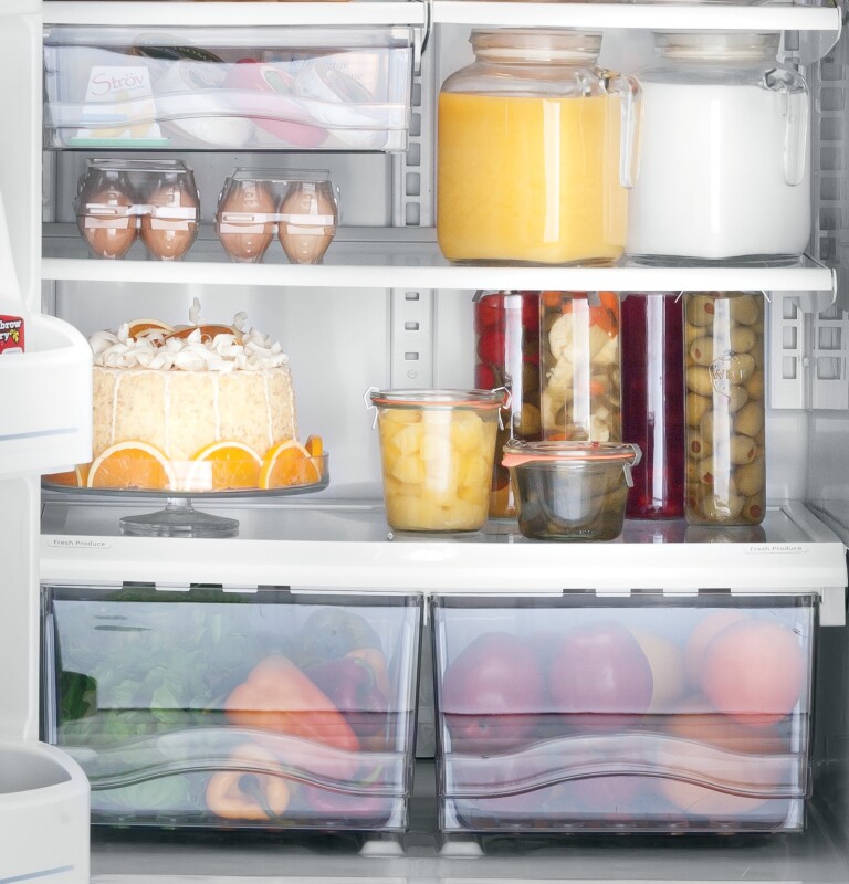 20.3 Cu. Ft. Bottom Freezer Refrigerator GBSL0HCXLLS, product image 5 of 12