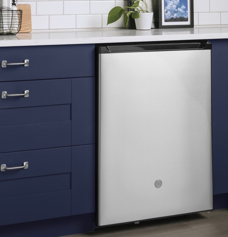 Compact Refrigerator view 5