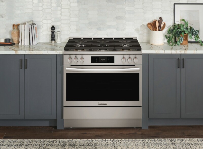 36" Dual-Fuel Range with Air Fry view 6